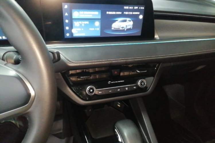 Used Ford Escort 2021 1.5L Automatic Diamond Edition Audio And AC Panel