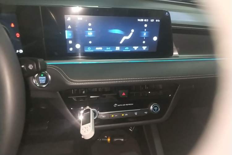 Used Ford Escort 2021 1.5L Automatic Diamond Edition Audio And AC Panel