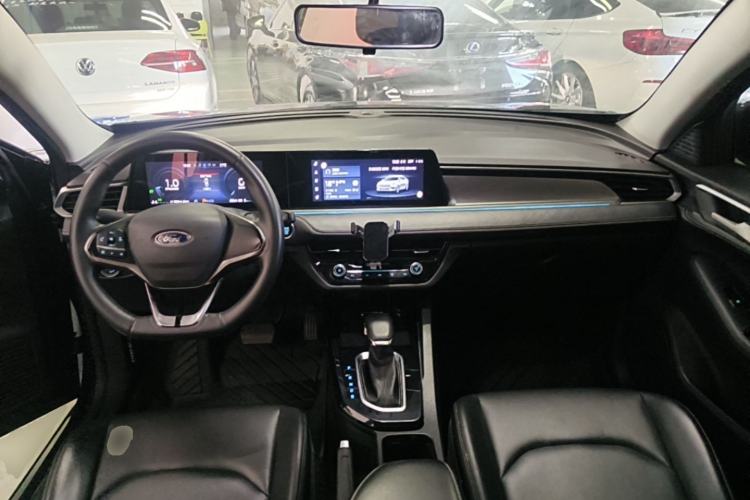 Used Ford Escort 2021 1.5L Automatic Diamond Edition Center Console