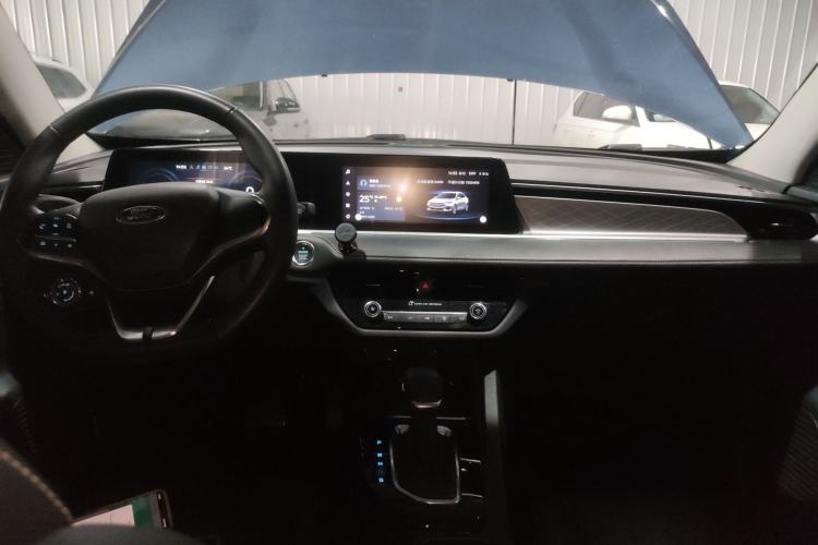 Used Ford Escort 2021 1.5L Automatic Diamond Edition Center Console
