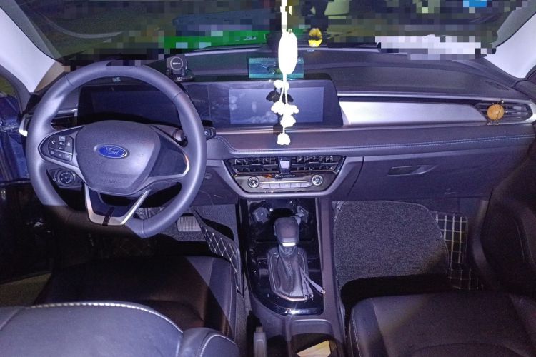 Used Ford Escort 2021 1.5L Automatic Platinum Edition Center Console
