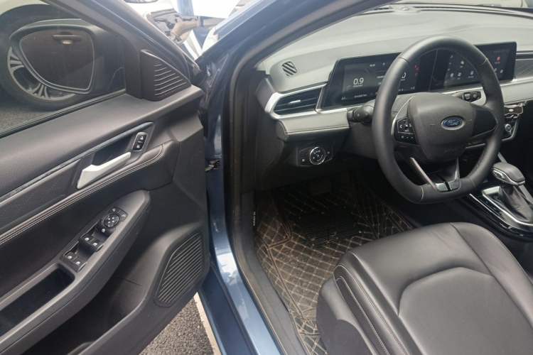 Used Ford Escort 2021 1.5L Automatic Diamond Edition Driver Seat