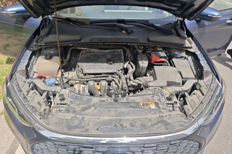 Used Ford Escort 2021 1.5L Automatic Platinum Edition Engine Bay