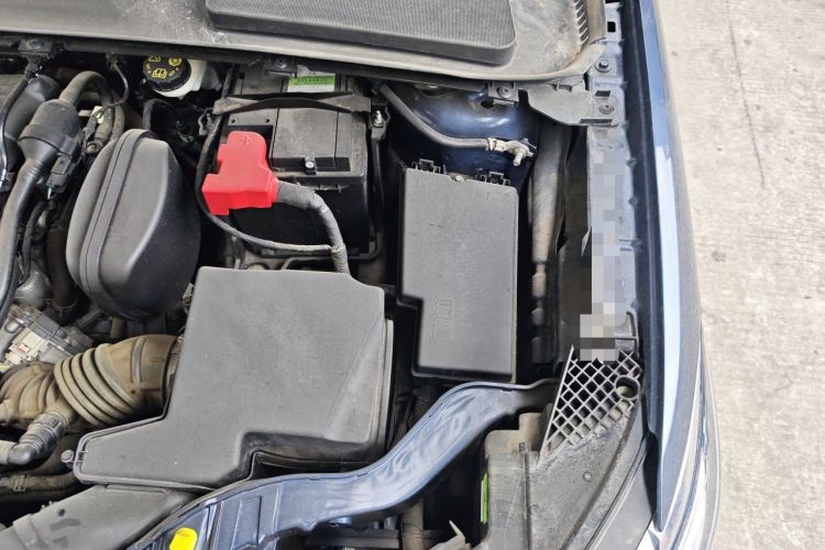 Used Ford Escort 2021 1.5L Automatic Platinum Edition Engine Bay Left
