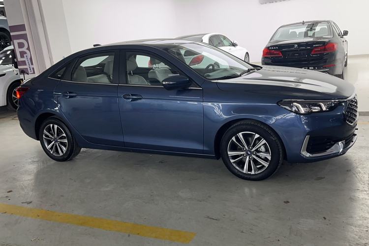 Used Ford Escort 2021 1.5L Automatic Platinum Edition Exterior 2