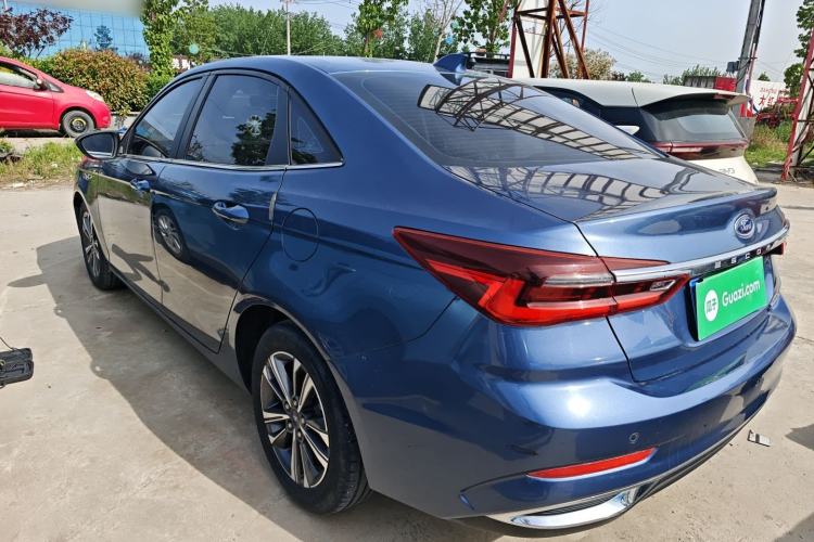 Used Ford Escort 2021 1.5L Automatic Diamond Edition Exterior 2