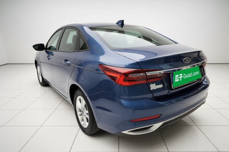 Used Ford Escort 2021 1.5L Automatic Gold Edition Exterior 3