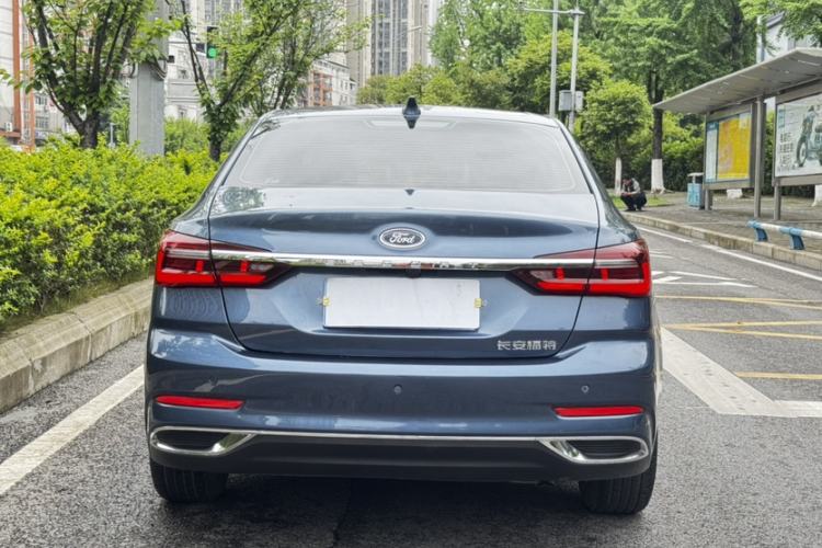 Used Ford Escort 2021 1.5L Automatic Diamond Edition Exterior 3