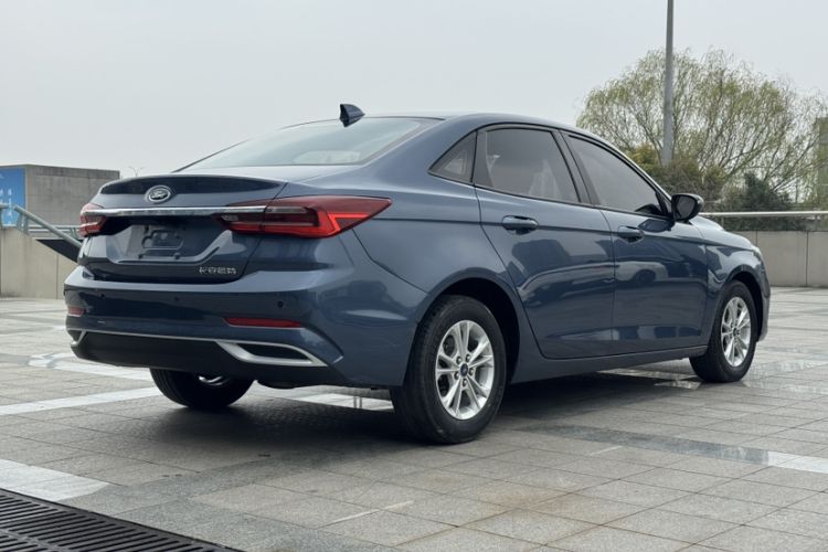 Used Ford Escort 2021 1.5L Automatic Gold Edition Exterior 3