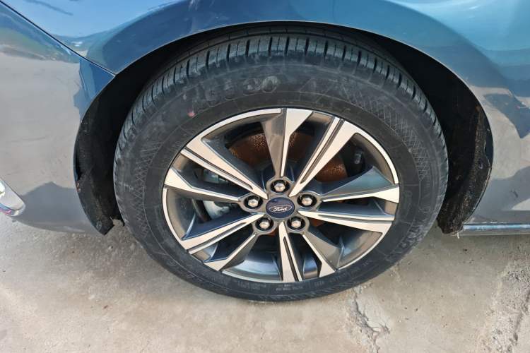 Used Ford Escort 2021 1.5L Automatic Diamond Edition Exterior 4