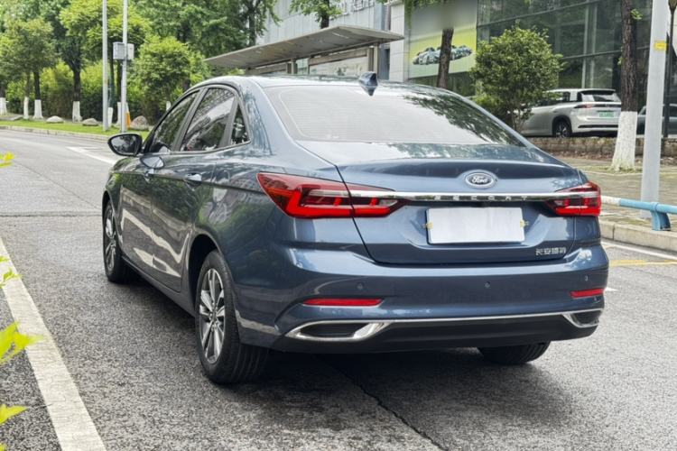 Used Ford Escort 2021 1.5L Automatic Diamond Edition Exterior 5