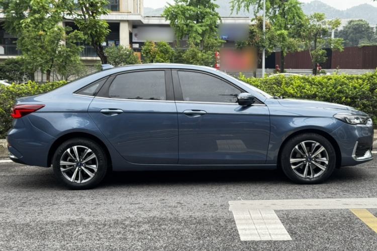 Used Ford Escort 2021 1.5L Automatic Diamond Edition Exterior 6