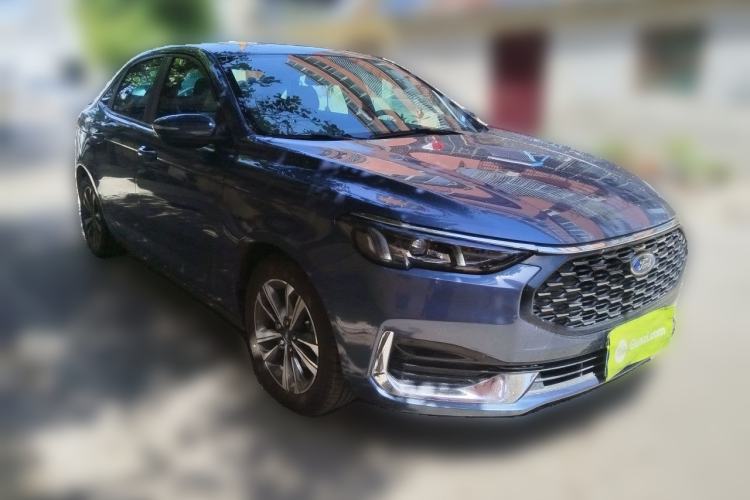Used Ford Escort 2021 1.5L Automatic Diamond Edition Front Right 45 Deg