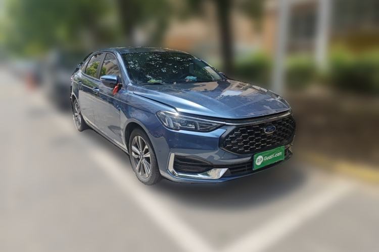 Used Ford Escort 2021 1.5L Automatic Diamond Edition Front Right 45 Deg