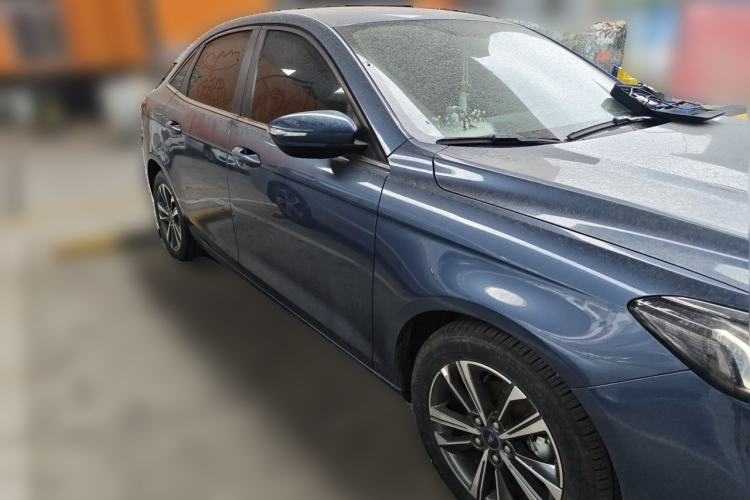 Used Ford Escort 2021 1.5L Automatic Platinum Edition Front Right 45 Deg