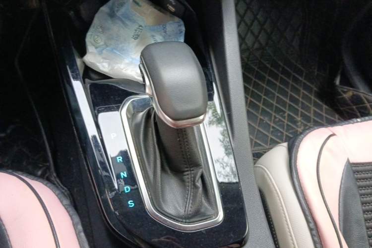 Used Ford Escort 2021 1.5L Automatic Diamond Edition Gear Lever