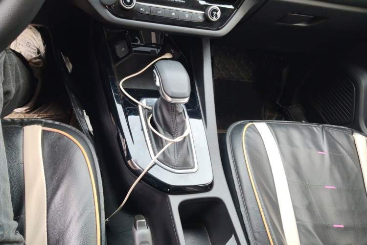 Used Ford Escort 2021 1.5L Automatic Gold Edition Gear Lever