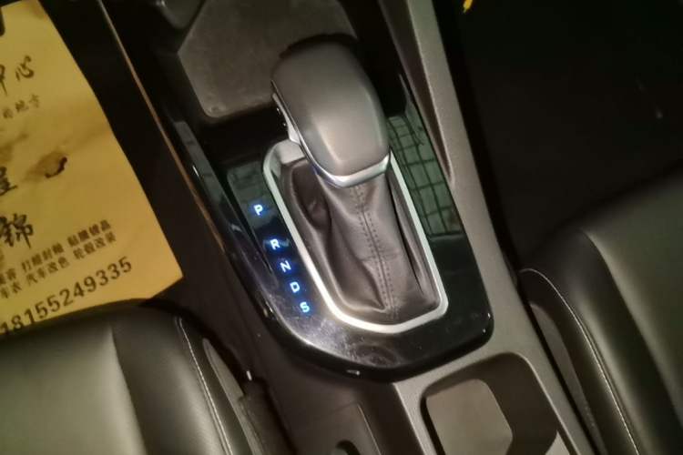 Used Ford Escort 2021 1.5L Automatic Diamond Edition Gear Lever