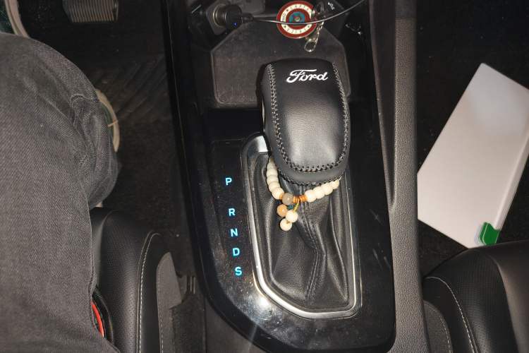 Used Ford Escort 2021 1.5L Automatic Diamond Edition Gear Lever