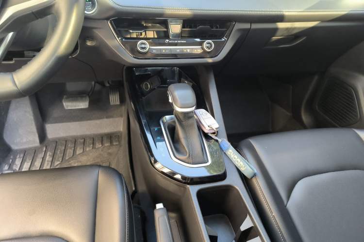 Used Ford Escort 2021 1.5L Automatic Diamond Edition Gear Lever