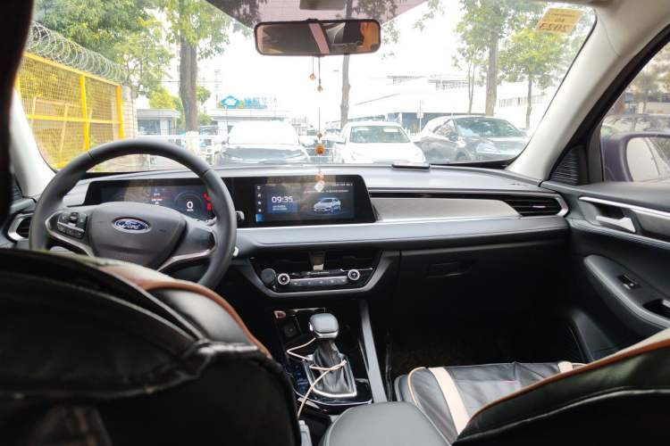 Used Ford Escort 2021 1.5L Automatic Gold Edition Headliner