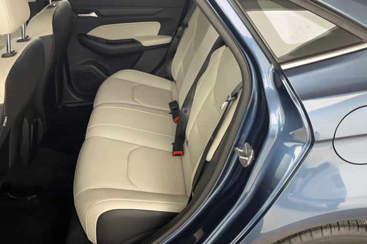 Used Ford Escort 2021 1.5L Automatic Platinum Edition Interior 1