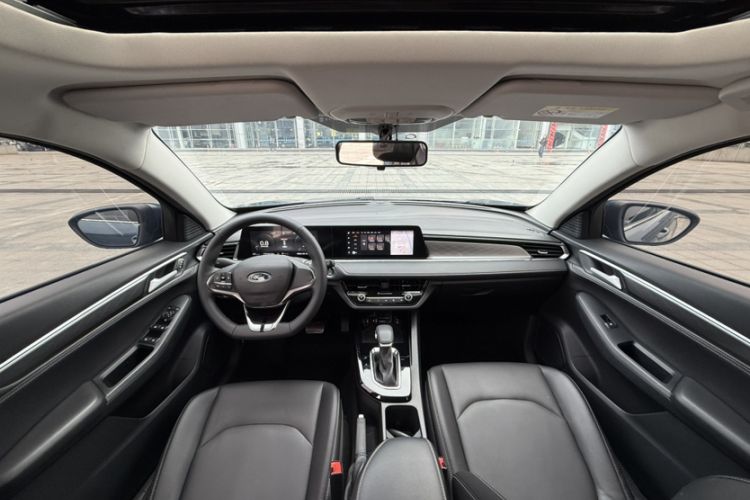 Used Ford Escort 2021 1.5L Automatic Diamond Edition Interior 2