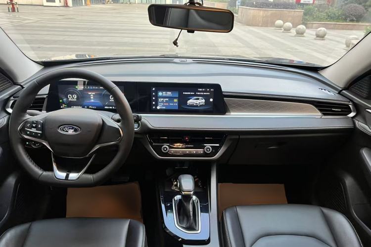 Used Ford Escort 2021 1.5L Automatic Diamond Edition Interior 2