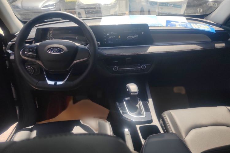 Used Ford Escort 2021 1.5L Automatic Diamond Edition Interior 3