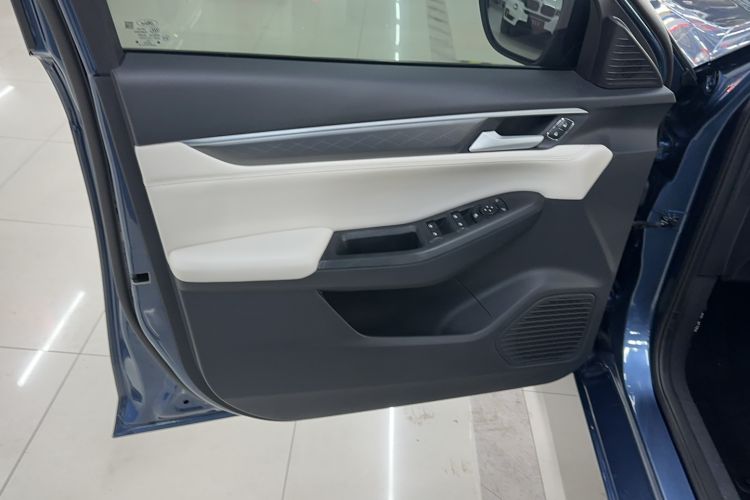 Used Ford Escort 2021 1.5L Automatic Diamond Edition Interior 3