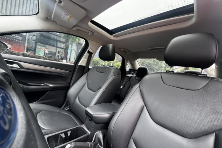 Used Ford Escort 2021 1.5L Automatic Diamond Edition Interior 4