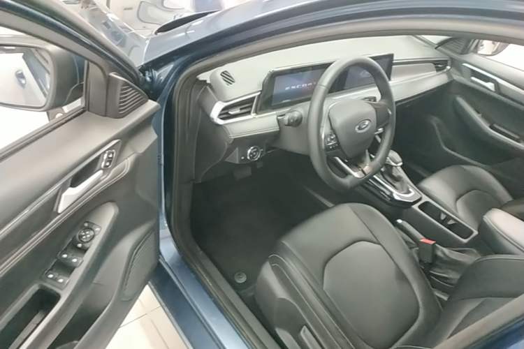 Used Ford Escort 2021 1.5L Automatic Diamond Edition Left Front Seat
