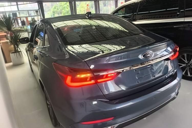 Used Ford Escort 2021 1.5L Automatic Diamond Edition Rear Left 45 Deg