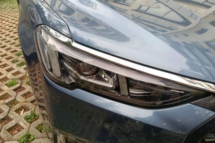 Used Ford Escort 2021 1.5L Automatic Diamond Edition Right Front Headlight