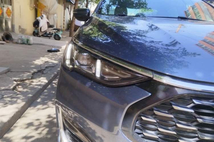 Used Ford Escort 2021 1.5L Automatic Diamond Edition Right Front Headlight