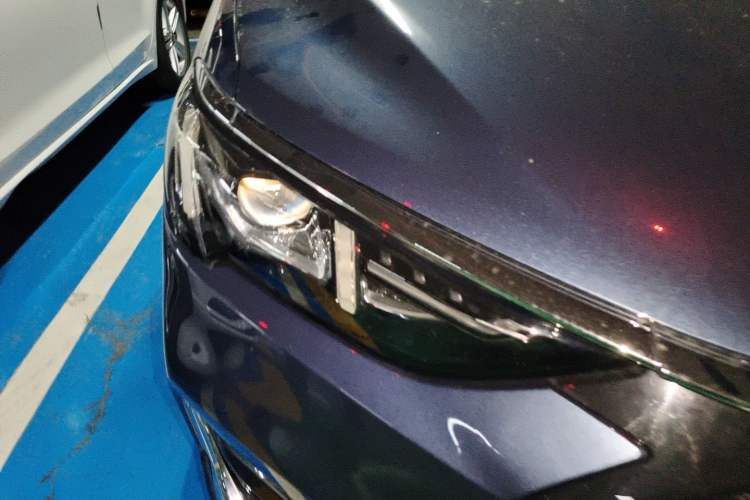 Used Ford Escort 2021 1.5L Automatic Diamond Edition Right Front Headlight