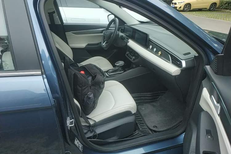Used Ford Escort 2021 1.5L Automatic Diamond Edition Right Front Seat