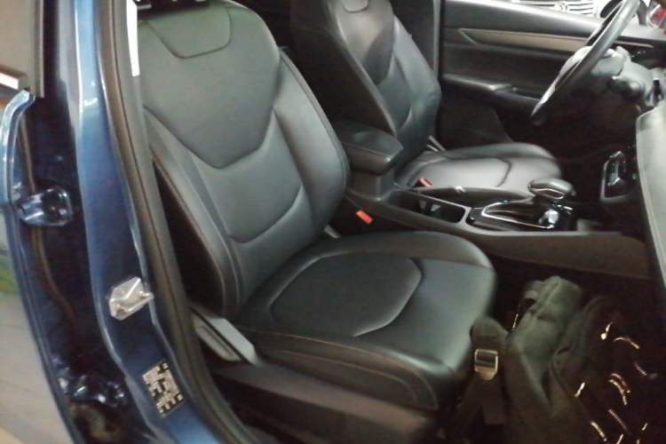 Used Ford Escort 2021 1.5L Automatic Diamond Edition Right Front Seat