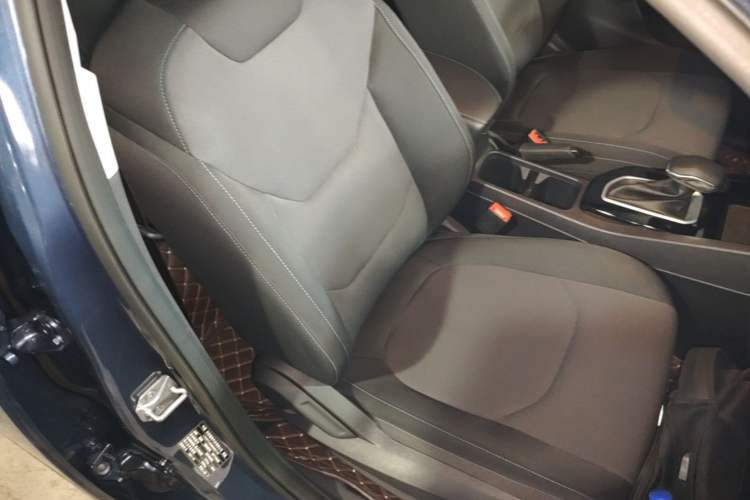 Used Ford Escort 2021 1.5L Automatic Gold Edition Right Front Seat