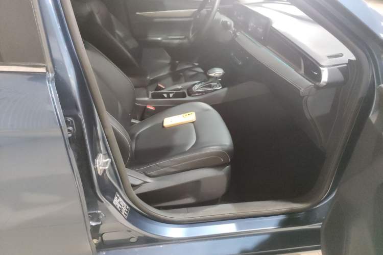 Used Ford Escort 2021 1.5L Automatic Diamond Edition Right Front Seat