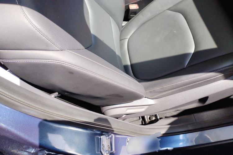 Used Ford Escort 2021 1.5L Automatic Diamond Edition Right Front Seat