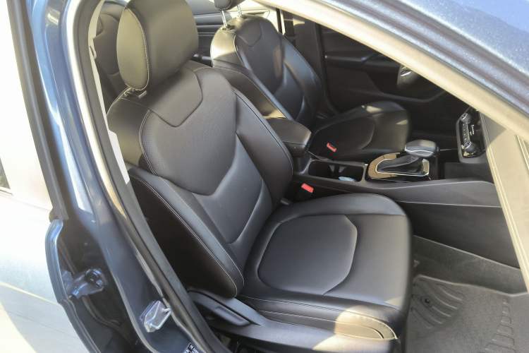 Used Ford Escort 2021 1.5L Automatic Diamond Edition Right Front Seat
