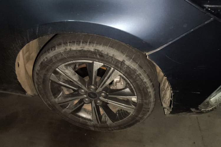 Used Ford Escort 2021 1.5L Automatic Diamond Edition Right Front Wheel Hub