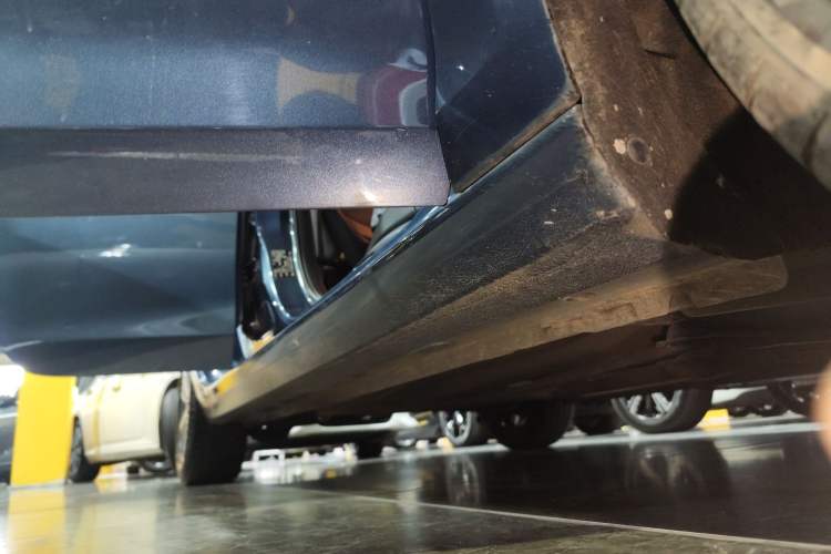 Used Ford Escort 2021 1.5L Automatic Diamond Edition Right Side Sill