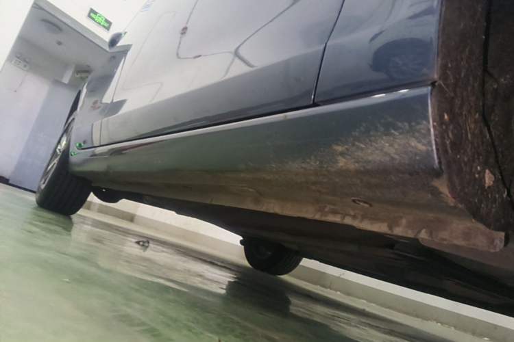 Used Ford Escort 2021 1.5L Automatic Diamond Edition Right Side Sill