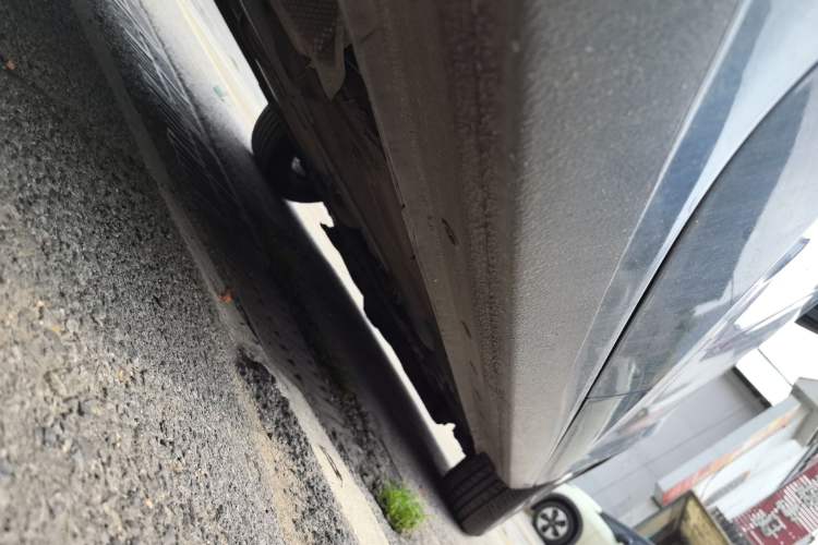 Used Ford Escort 2021 1.5L Automatic Diamond Edition Right Side Sill