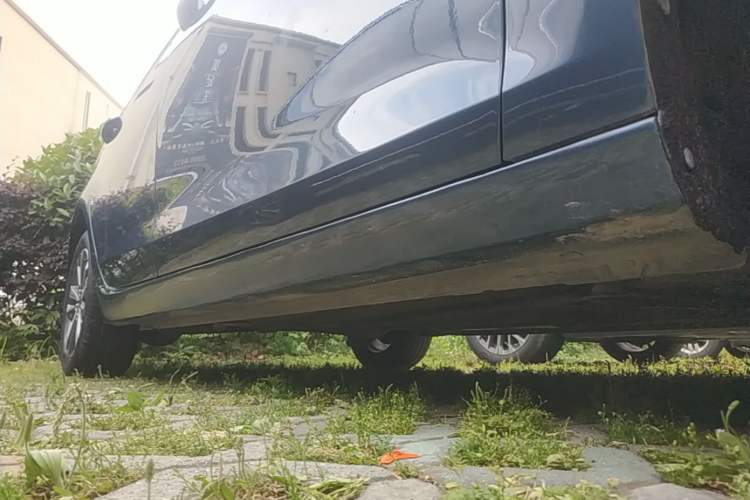 Used Ford Escort 2021 1.5L Automatic Diamond Edition Right Side Sill