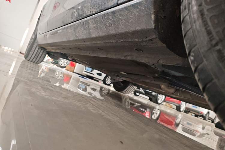 Used Ford Escort 2021 1.5L Automatic Diamond Edition Right Side Sill