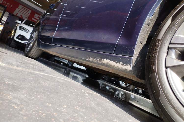 Used Ford Escort 2021 1.5L Automatic Diamond Edition Right Side Sill