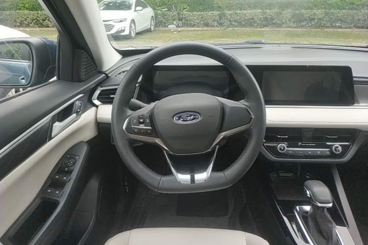 Used Ford Escort 2021 1.5L Automatic Diamond Edition Steering Wheel